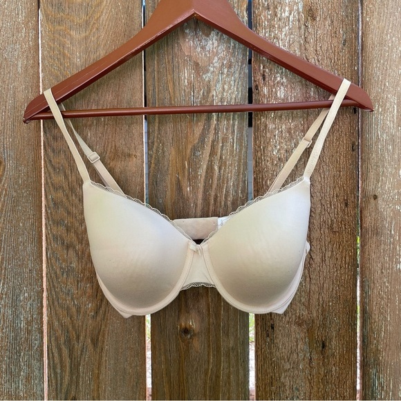 Calvin Klein Other - CALVIN KLEIN Women’s Classic T Shirt Bra Beige Nude Size 32D